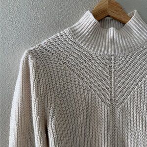 Rachel Zoe Cozy Ribbed Knit Cream Turtleneck Mockneck Sweater Size M